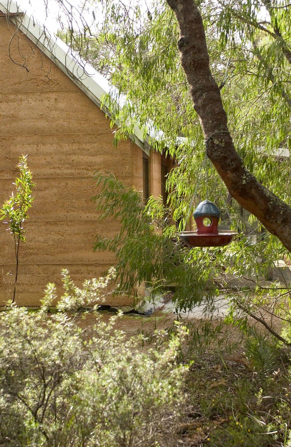 Bussells Bushland Cottages Margaret River Eksteriør billede