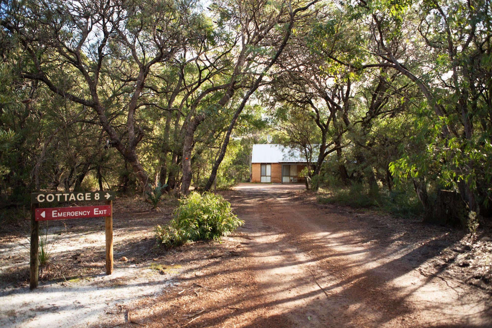 Bussells Bushland Cottages Margaret River Eksteriør billede